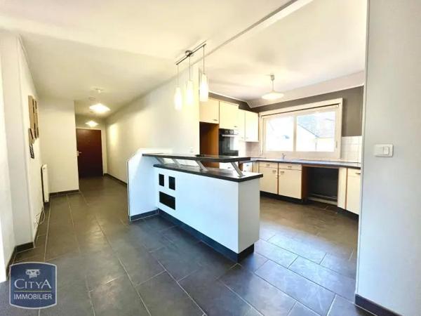 Appartement à louer 3 pièces 99.09m²