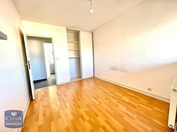 Appartement à louer 3 pièces 99.09m²