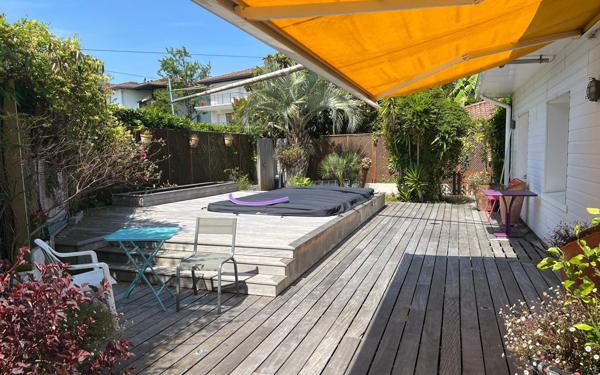 Maison à vendre    7 pièces • 315 m2 Anglet