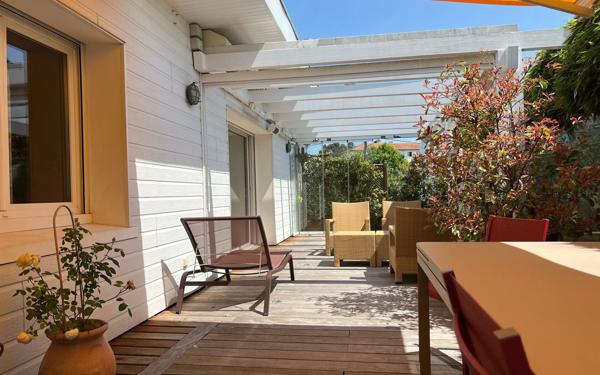 Maison à vendre    7 pièces • 315 m2 Anglet