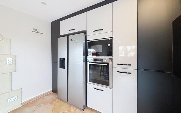 Maison à vendre    7 pièces • 315 m2 Anglet