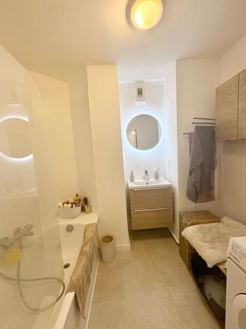 Appartement T3 rénové avec piscine – Fréjus (83)