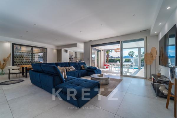 Villa contemporaine en bord de mer