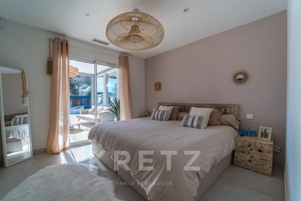 Villa contemporaine en bord de mer