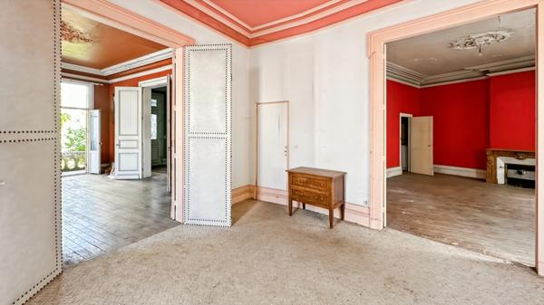 Hôtel particulier avec dépendance à vendre – Bergerac centre – 350 m² habitables