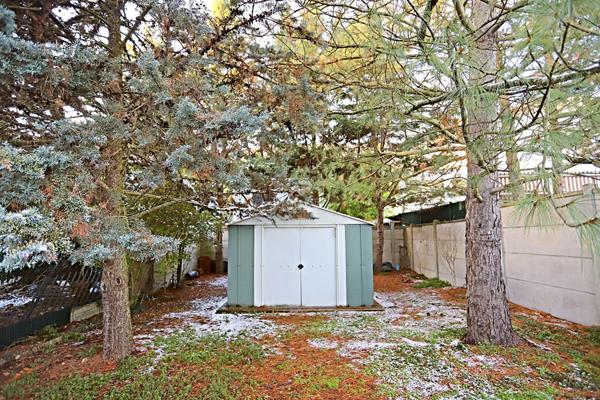 Maison Nanterre 5 pièce(s) 100m2 €595 000 ** - Référence 15191