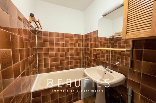 Studio 24 m² avec balcon, garage et parking – Montpellier Hôpitaux-Facultés