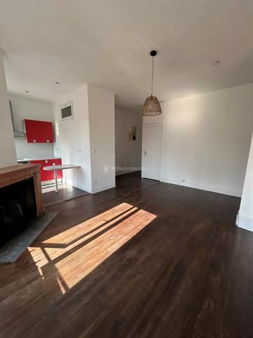 Location                                                      Appartement
                        
                     2 pièces                      47 m2                     à Villeurbanne