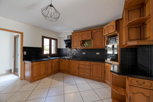 Maison spacieuse à vendre à Saint Armel - Exclusivité NESTENN
