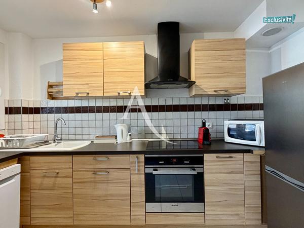 PALAVAS-LES-FLOTS - RIVE GAUCHE - BEAU T3 MEUBLÉ ET CLIMATISÉ de 55 m2 environ, avec loggia, au rez-de-chaussée