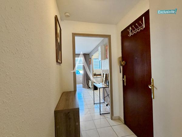 PALAVAS-LES-FLOTS - RIVE GAUCHE - BEAU T3 MEUBLÉ ET CLIMATISÉ de 55 m2 environ, avec loggia, au rez-de-chaussée