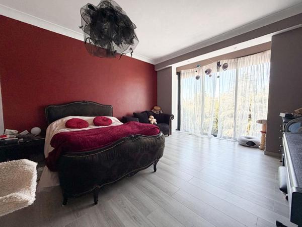 Nantes Ouest - Maison familiale 5 chambres, piscine chauffée et garage