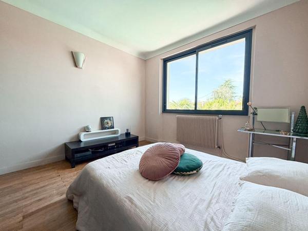 Nantes Ouest - Maison familiale 5 chambres, piscine chauffée et garage