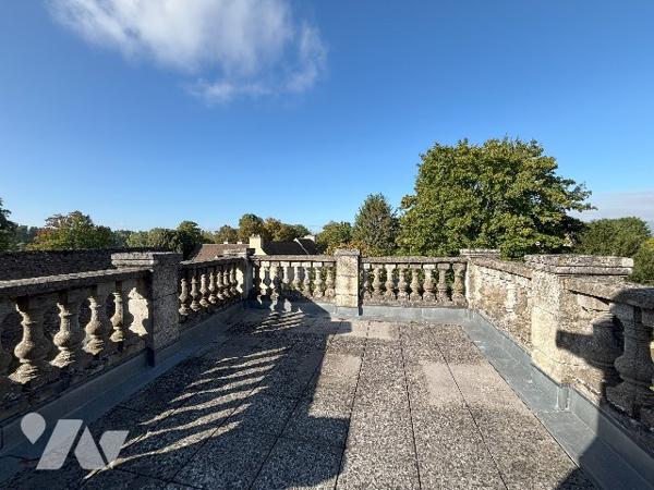 Appartement, entrée, cuisine, salon/séjour, 2 chambres, salle de bains , wc