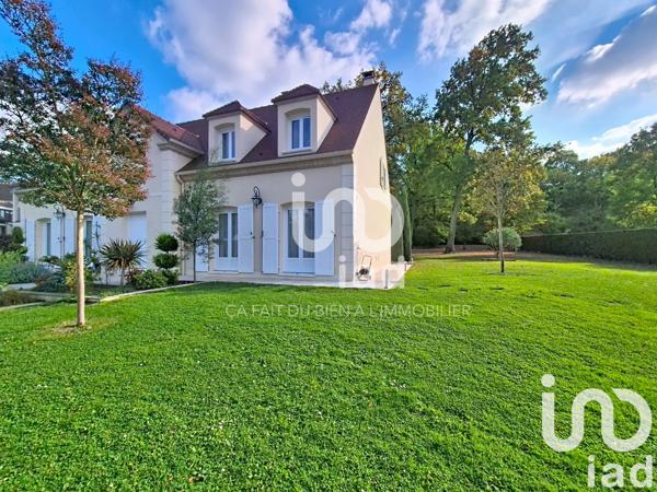 Maison à vendre 7 pièces 280 m² Le Coudray-Montceaux