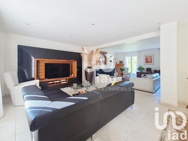 Maison à vendre 7 pièces 280 m² Le Coudray-Montceaux