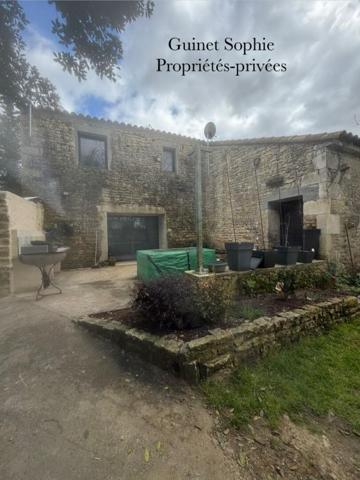 Maison Sainte Hermine 7 pièce(s) 185.6 m2
