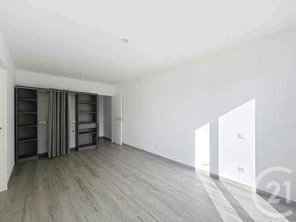 Maison à vendre  4 pièces - 87,99 m 2   GUJAN MESTRAS  - 33