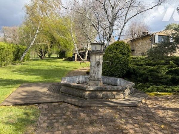 Propriété de charme au cœur d'un parc d'exception..