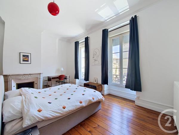 Appartement T5 à vendre  5 pièces - 157,07 m 2   BORDEAUX  - 33