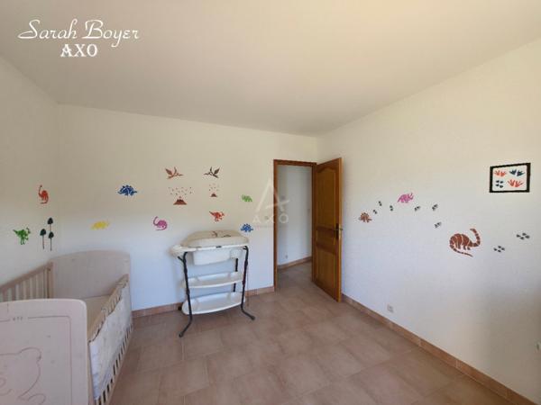 Villa 140 m²,3 chambres, 1500 m² de terrain, garage