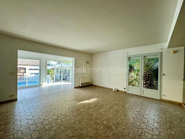 Maison traditionnelle de 250 m²