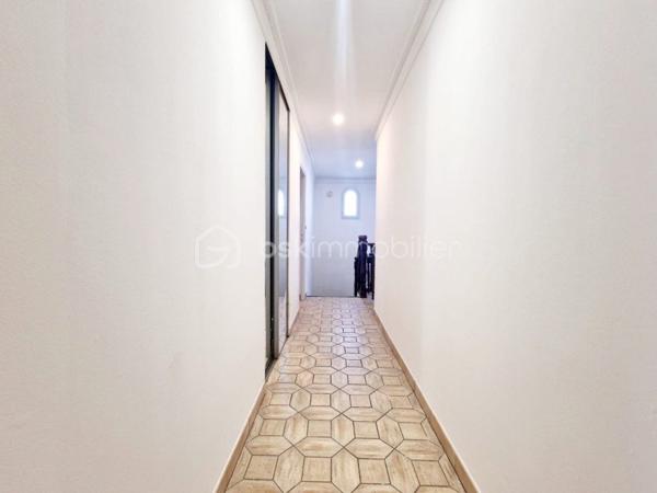 Maison traditionnelle de 250 m²