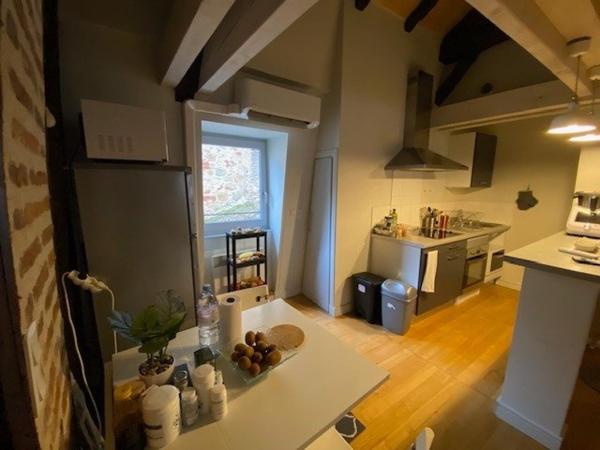 Bel appartement de charme rénové ,au coeur de Figeac !
