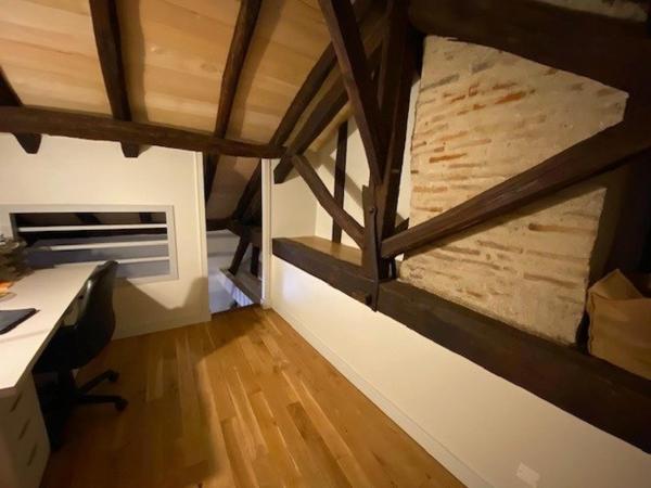 Bel appartement de charme rénové ,au coeur de Figeac !