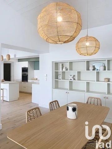 Maison 5 pièces de 115 m² à Rivedoux-Plage (17940)