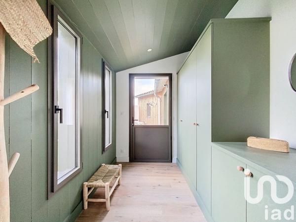 Maison 5 pièces de 115 m² à Rivedoux-Plage (17940)