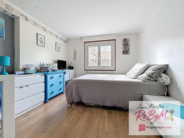 Maison Ris-orangis  5 pièce(s) 176.70 m2