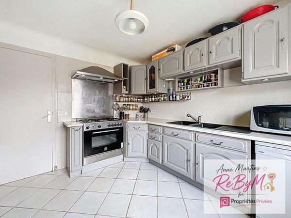 Maison Ris-orangis  5 pièce(s) 176.70 m2