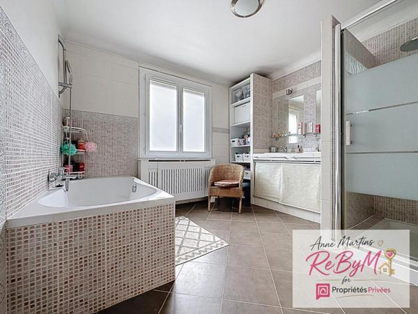 Maison Ris-orangis  5 pièce(s) 176.70 m2