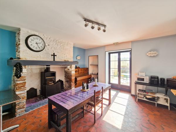 Gimont (32200) Immeuble de 455m2 avec 9 appartements - Gimont centre