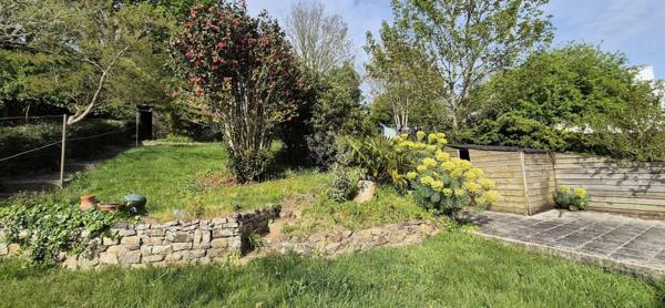 Une maison à l'état brut, un potentiel à l'état pur. entre Crozon et la plage du Porzic