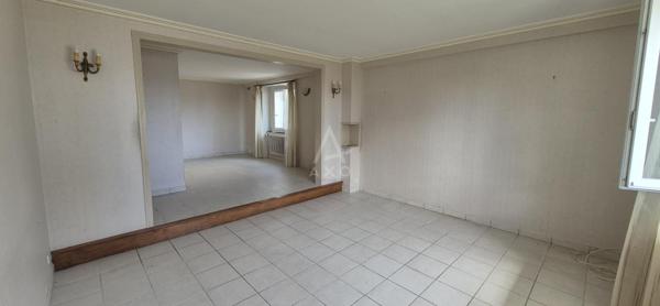 Une maison à l'état brut, un potentiel à l'état pur. entre Crozon et la plage du Porzic
