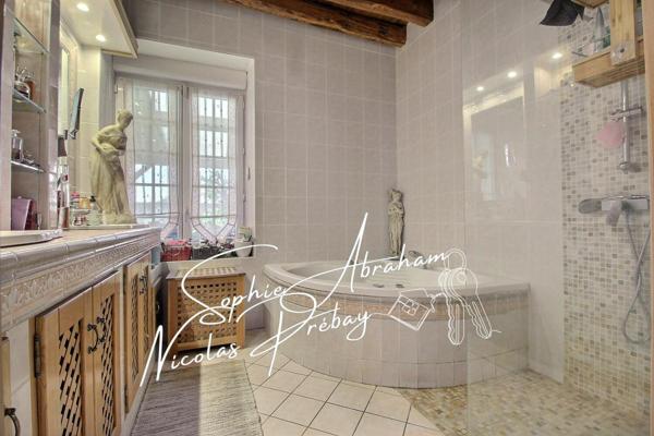 Charme de la pierre & rénovation de qualité ? Maison familiale proche de Toury