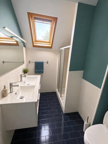 Vente                                                      Maison
                        
                     5 pièces                                         à Sèvres-Anxaumont