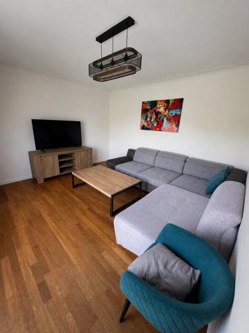 Vente                                                      Maison
                        
                     5 pièces                                         à Sèvres-Anxaumont