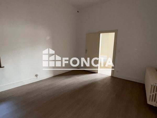 Location Appartement 4 pièces 136.61 m² - 34 RUE DE LA TOUR Thionville 57100