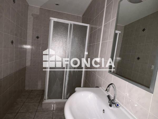 Location Appartement 4 pièces 136.61 m² - 34 RUE DE LA TOUR Thionville 57100