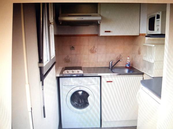 Appartement à vendre studio vue mer, garage, cave ANTIBES (06)