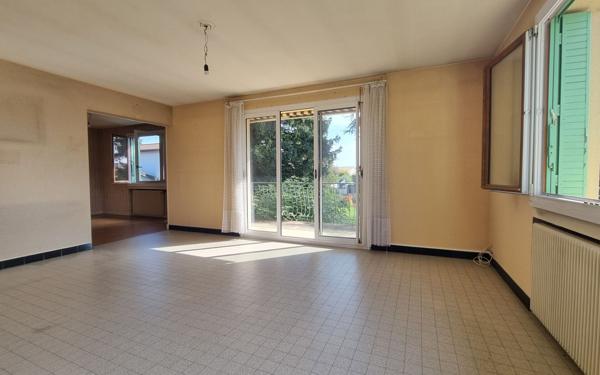 Maison à vendre    5 pièces •  Fontaines-Saint-Martin