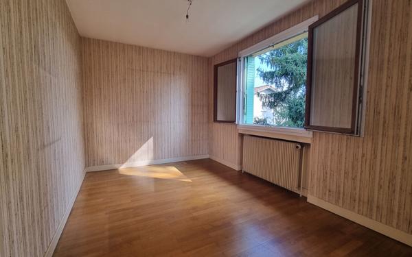 Maison à vendre    5 pièces •  Fontaines-Saint-Martin