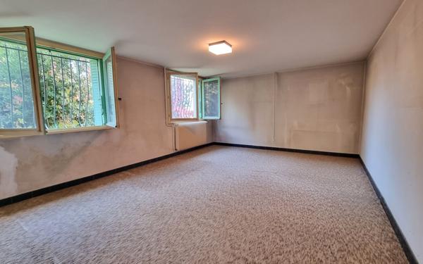 Maison à vendre    5 pièces •  Fontaines-Saint-Martin