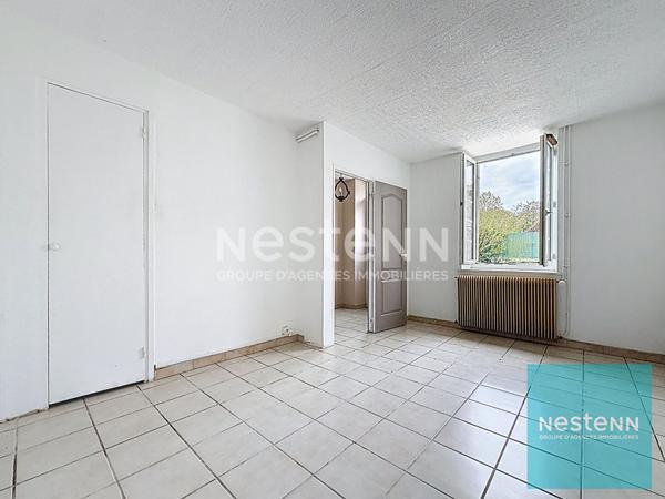 Charmante Maison à Vendre à Saint Germain Laval - 5 pièces, 3 chambres !