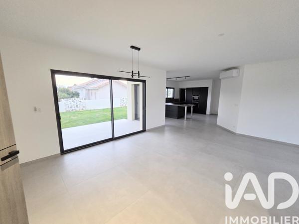 Maison à vendre 4 pièces 135 m² Peaugres