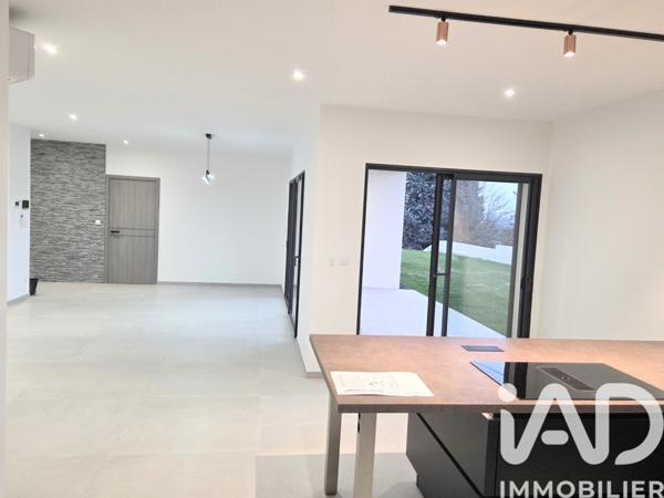 Maison à vendre 4 pièces 135 m² Peaugres