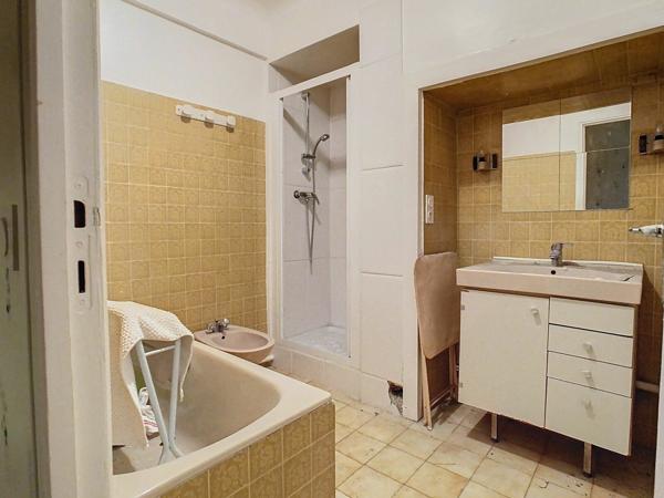 Appartement à vendre    3 pièces • 53 m2 Issy-les-Moulineaux